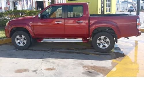 Mazda BT-50 2011 Rojo Maracay