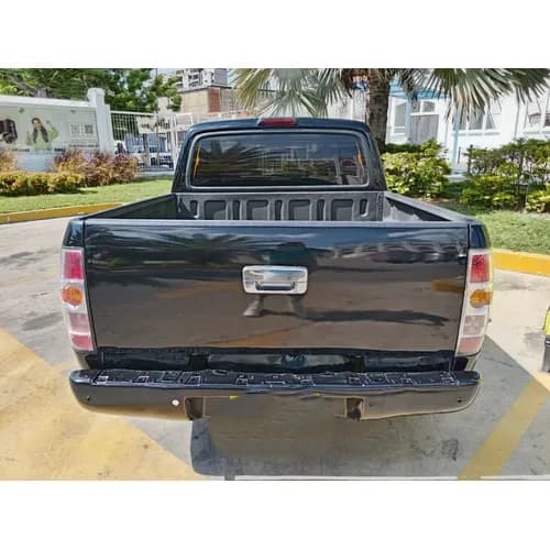 Mazda BT-50 2012 Negro Maracay