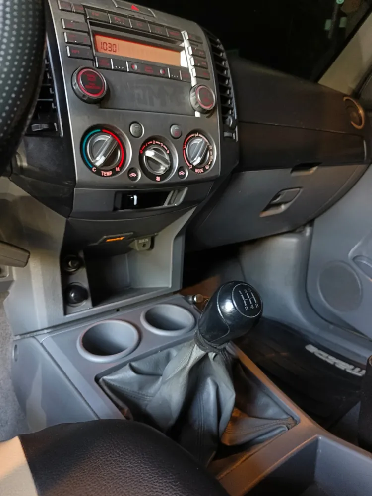 Mazda BT-50 2012 Dorado Caracas