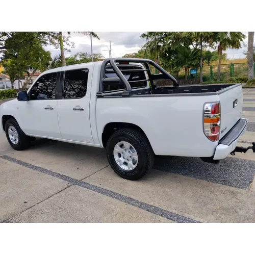 Mazda BT-50 2011 Blanco Maracay