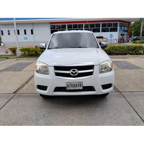 Mazda BT-50 2011 Blanco Maracay