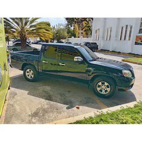 Mazda BT-50 2012 Negro Maracay