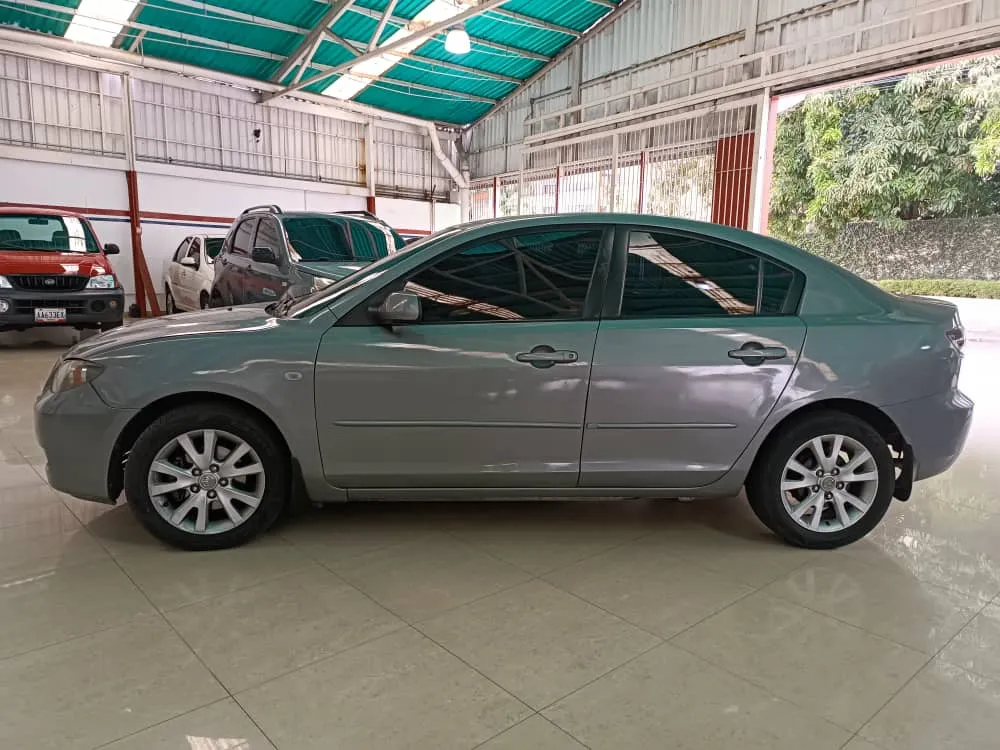 Mazda 3 2008 Gris Caracas