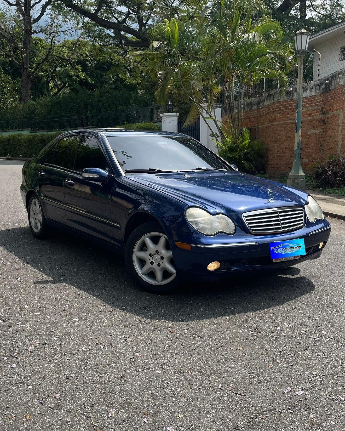 Mercedes-Benz C-320 Año 2001 Azul