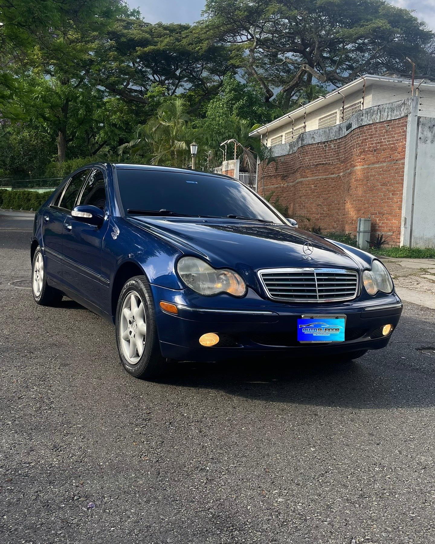 Mercedes-Benz C-320 Año 2001 Azul