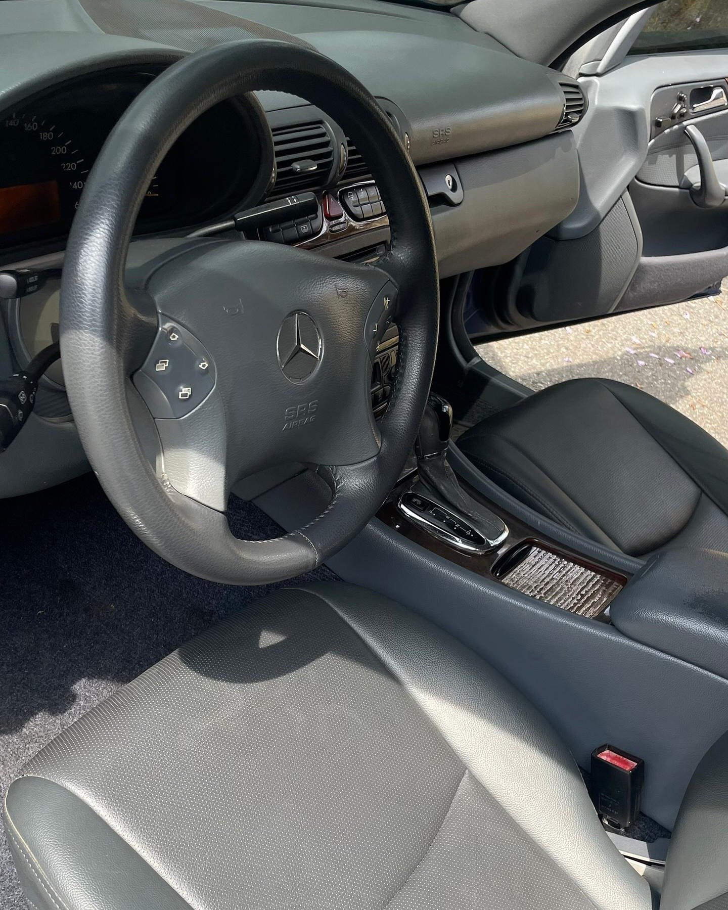 Mercedes-Benz C-320 Año 2001 Azul