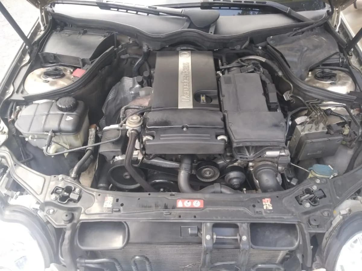 Mercedes-Benz C200 Kompressor 2005 Dorado