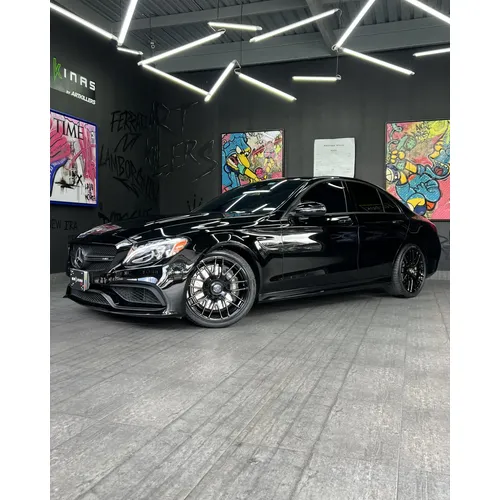 Mercedes-Benz C63 2017 Negro Caracas