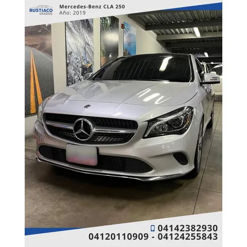 Mercedes-Benz CLA 250 2019 Plateado Caracas