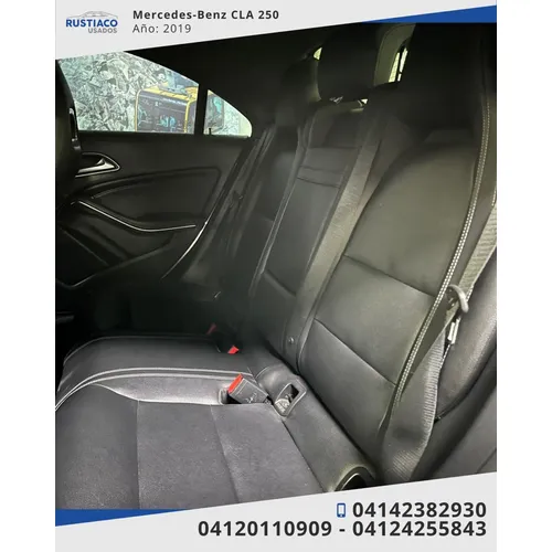 Mercedes-Benz CLA 250 2019 Plateado Caracas