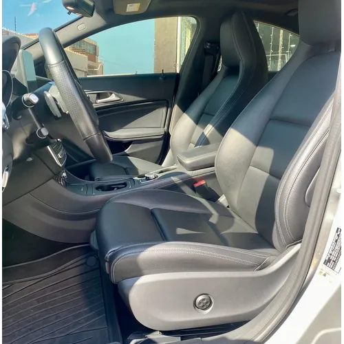 Mercedes-Benz CLA 250 2018 Plateado Caracas