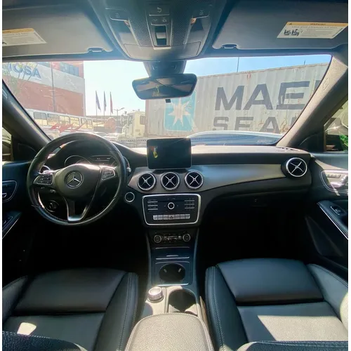 Mercedes-Benz CLA 250 2018 Plateado Caracas