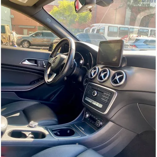 Mercedes-Benz CLA 250 2018 Plateado Caracas