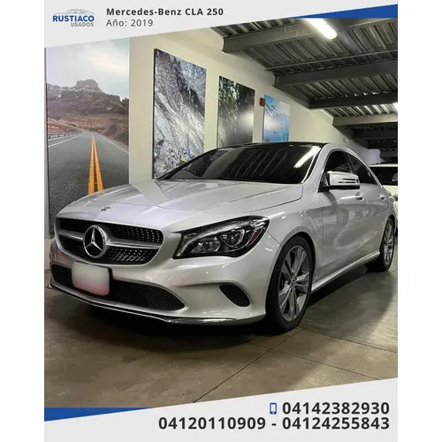 Mercedes-Benz CLA 250 2019 Plateado Caracas