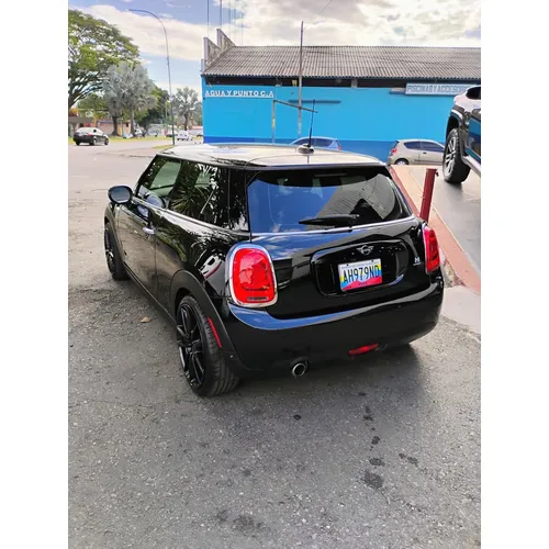 Mini Cooper 2020 Negro Maracay