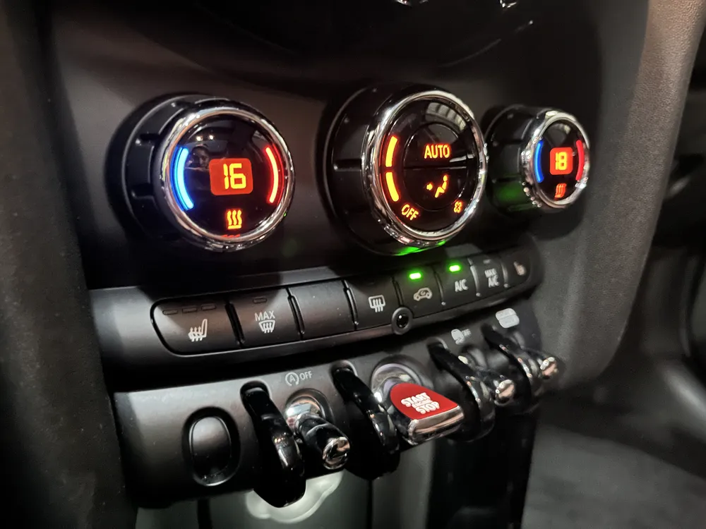 Mini Cooper S 2024 Verde Caracas