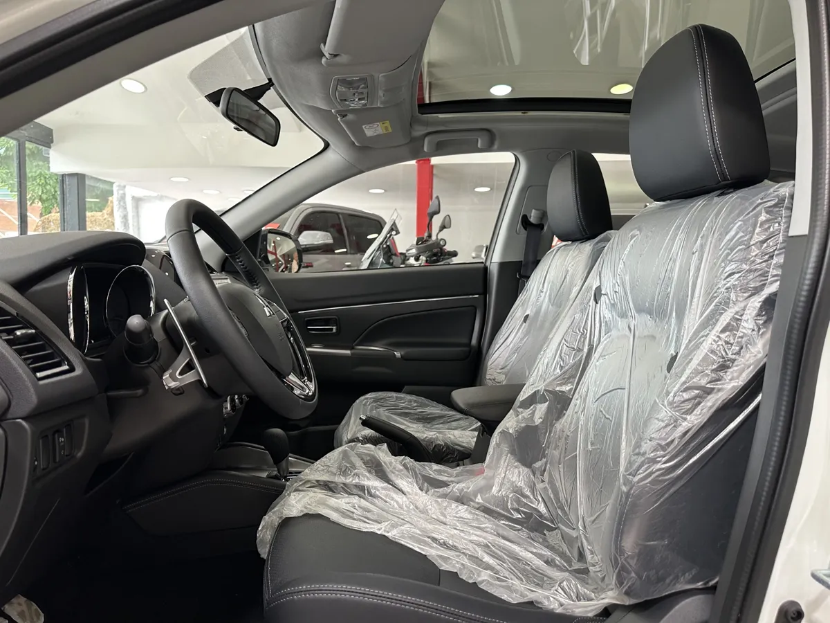 Mitsubishi ASX suv 2024 blanco6