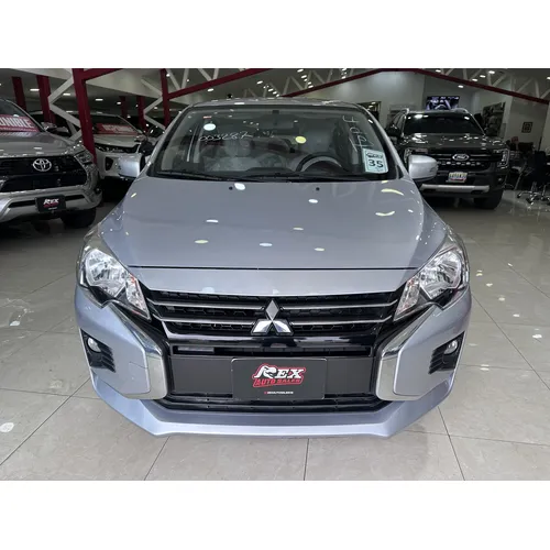 Mitsubishi Attrage 2025 Plateado Caracas