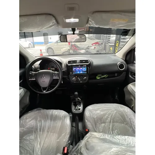 Mitsubishi Attrage 2023 Blanco Barquisimeto