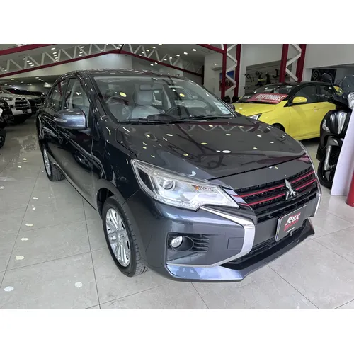 Mitsubishi Attrage 2025 Gris Caracas