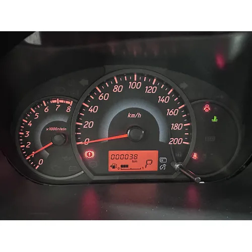 Mitsubishi Attrage 2025 Plateado Caracas