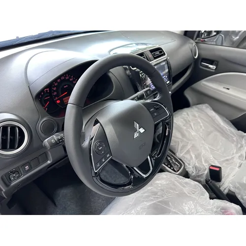 Mitsubishi Attrage 2025 Negro Caracas