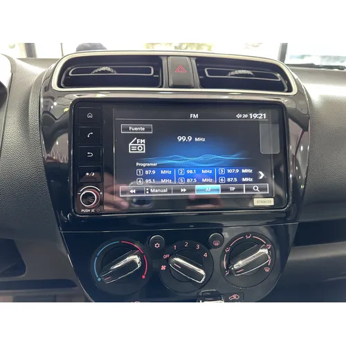 Mitsubishi Attrage 2025 Plateado Caracas