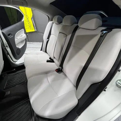 Mitsubishi Attrage GLS 2024 Blanco Caracas