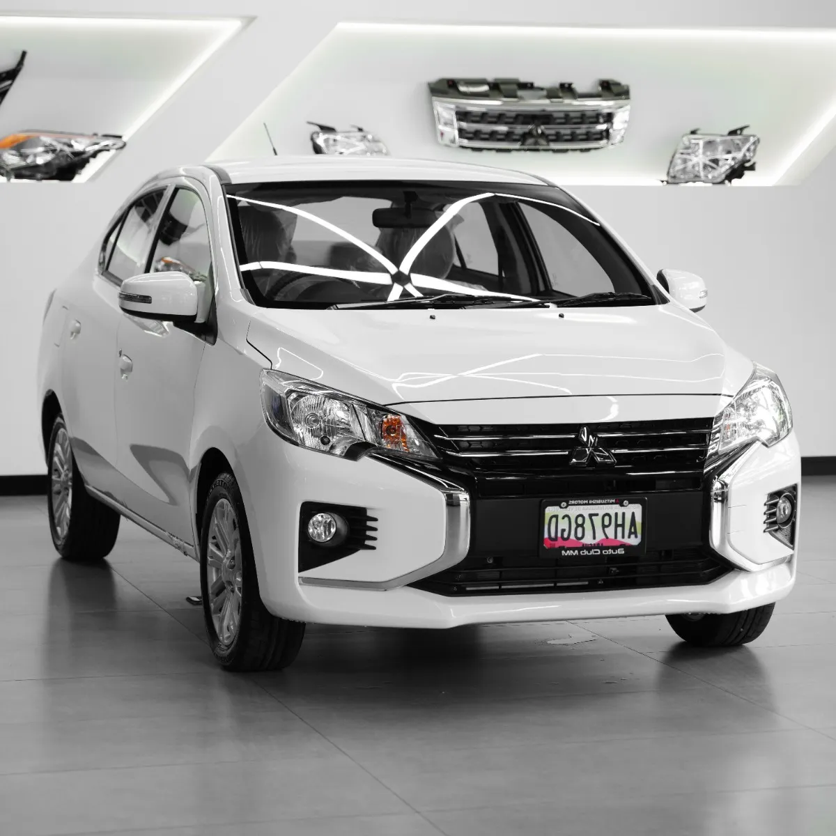 Mitsubishi Attrage GLS 2025 Blanco Valencia