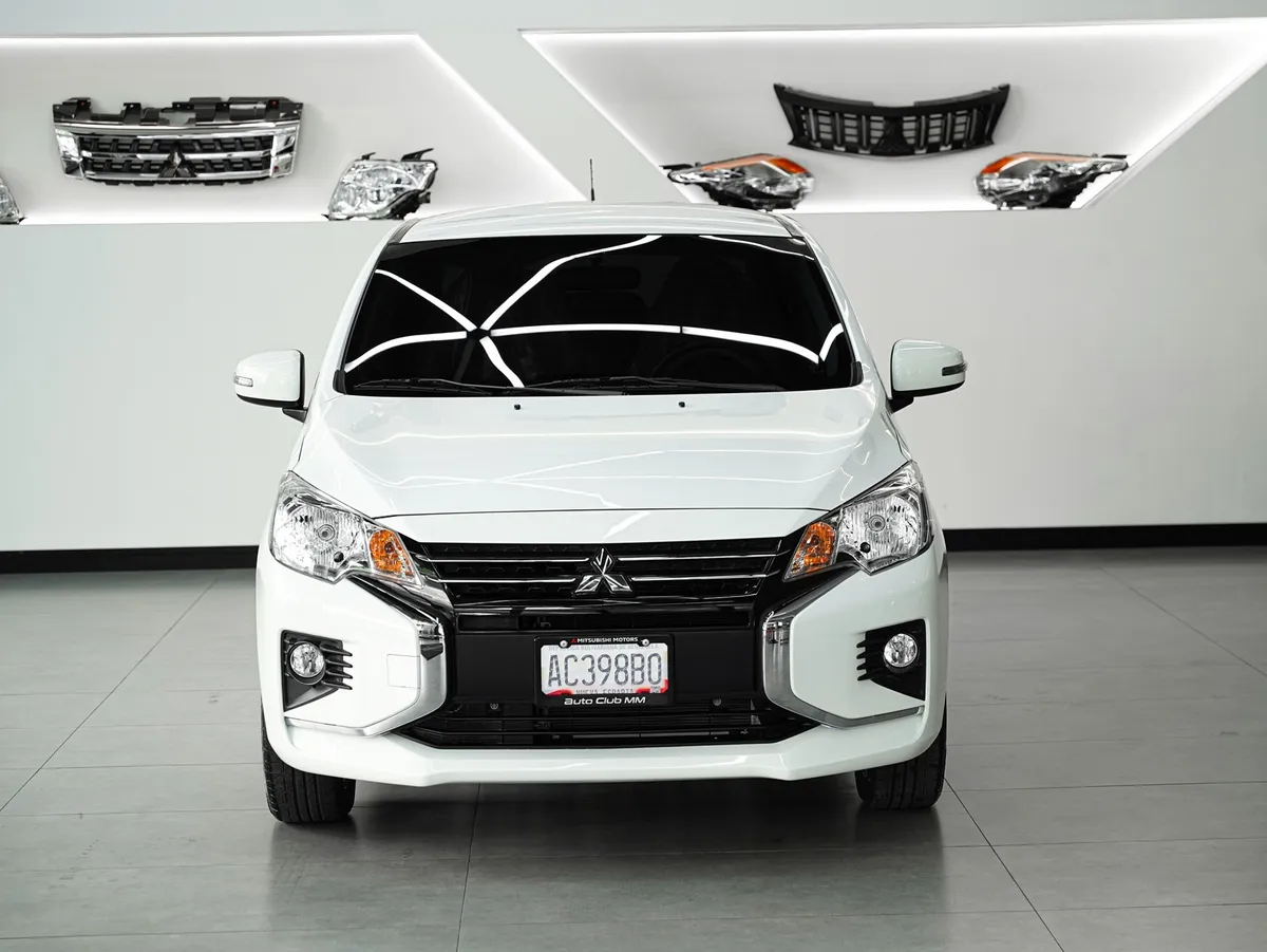 Mitsubishi Attrage GLS 2025 Blanco Valencia