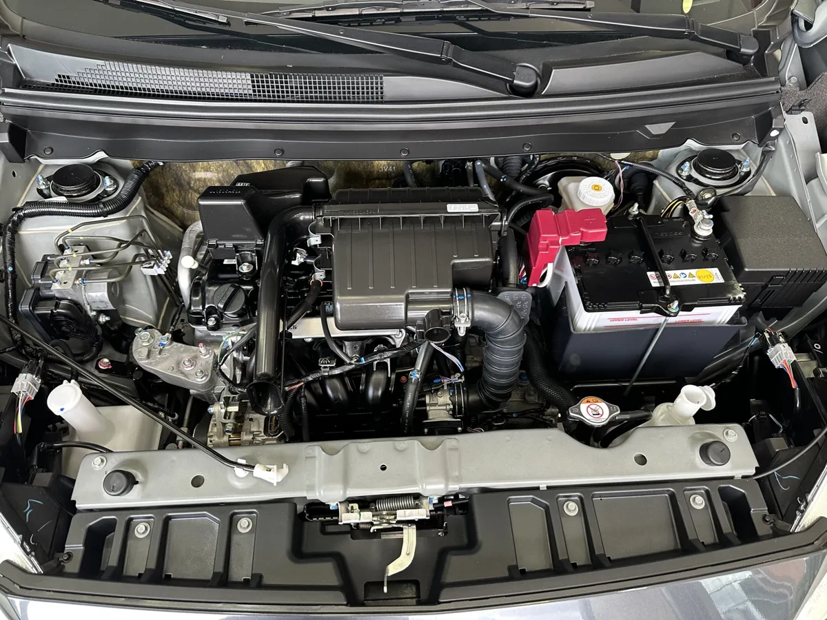 Mitsubishi Attrage Prime Edition 2025 Gris13