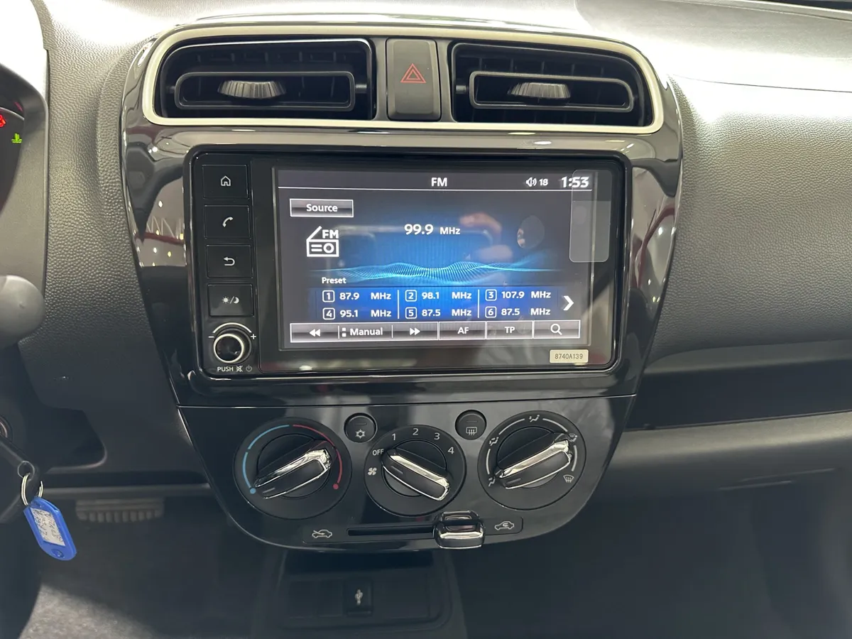 Mitsubishi Attrage Prime Edition 2025 Gris5