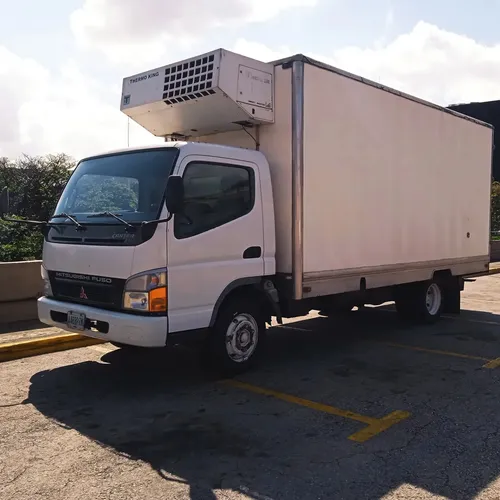 Mitsubishi Canter 2015 Blanco Caracas