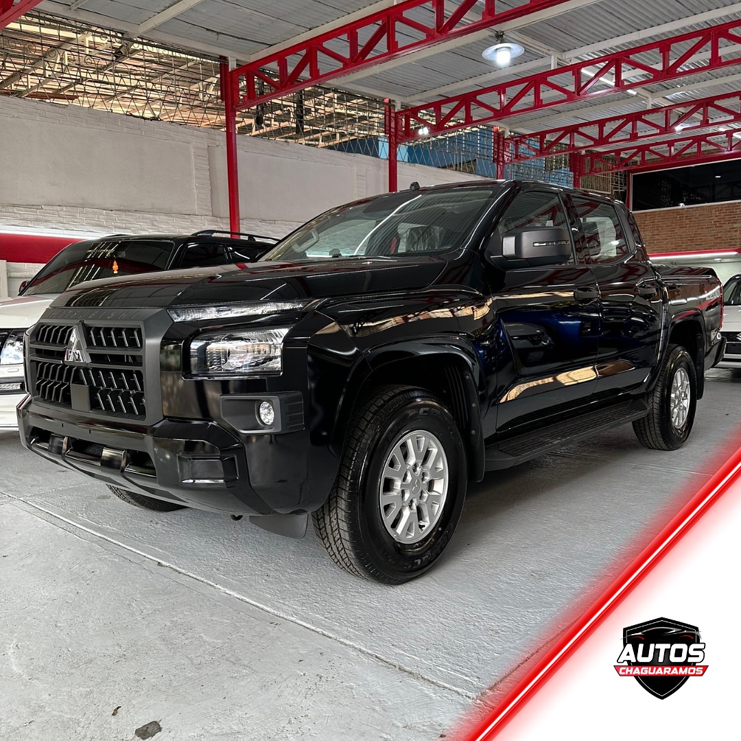 Mitsubishi L200 2024 Negro Caracas