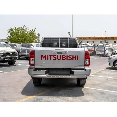 Mitsubishi L200 2026 Blanco Caracas