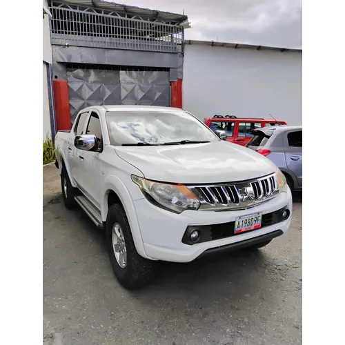 Mitsubishi L200 2016 Blanco Girardot