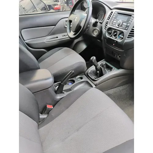 Mitsubishi L200 2016 Blanco Girardot