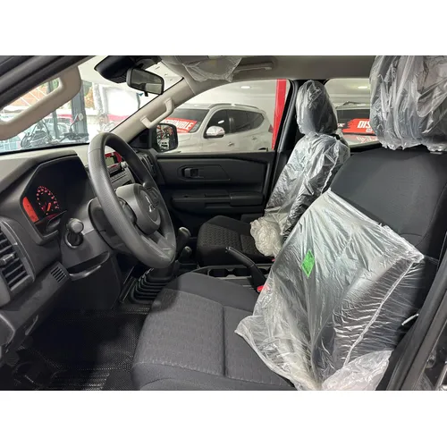Mitsubishi L200 2025 Negro Caracas