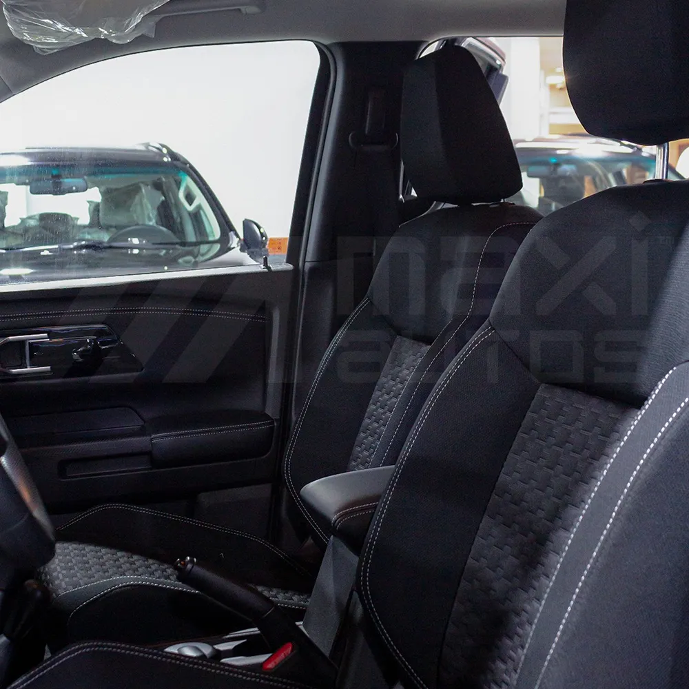 Mitsubishi L200 GLS 2026 Gris Caracas