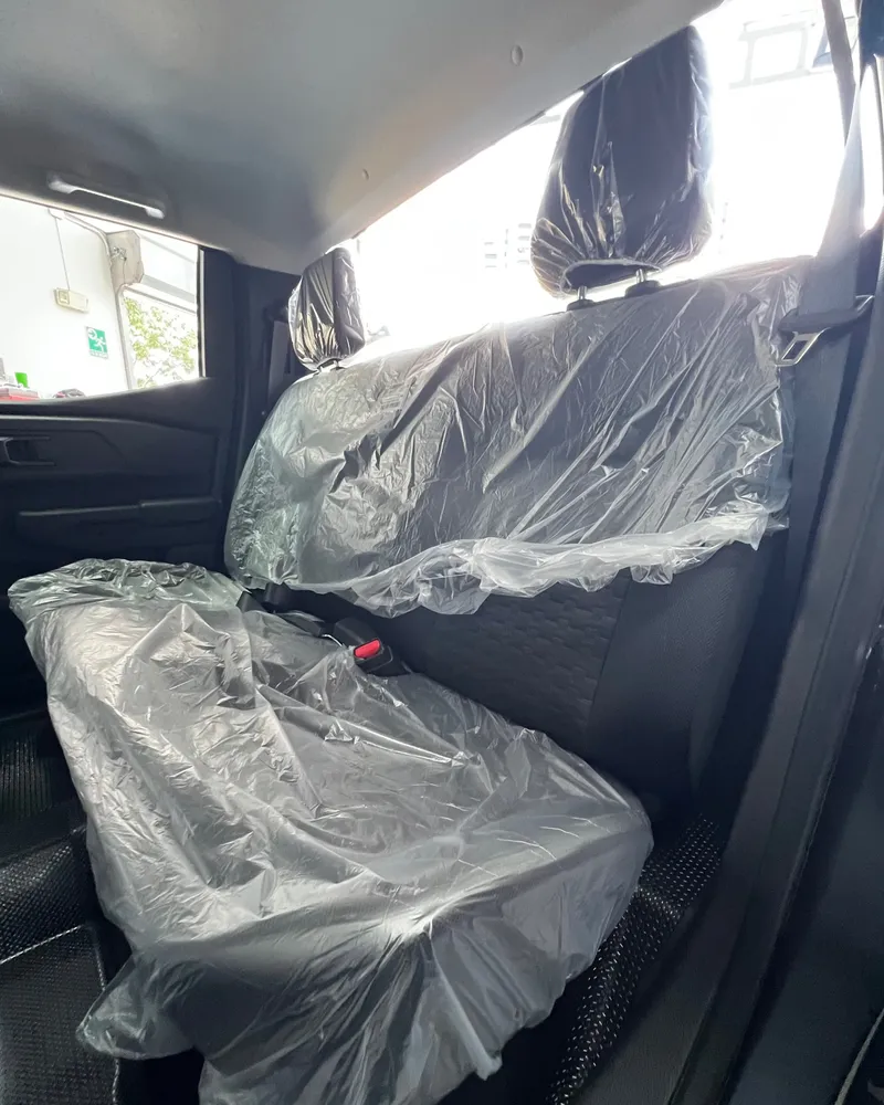 Mitsubishi L200 GLX 2025 Gris Caracas
