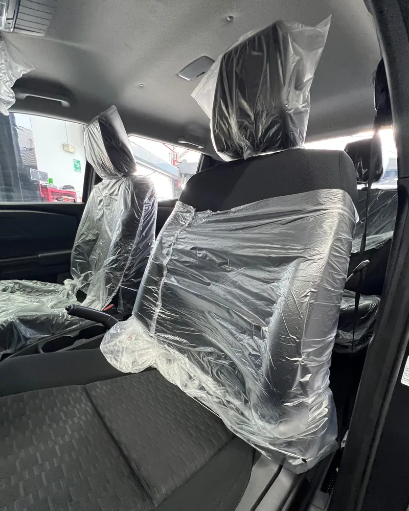 Mitsubishi L200 GLX 2025 Gris Caracas