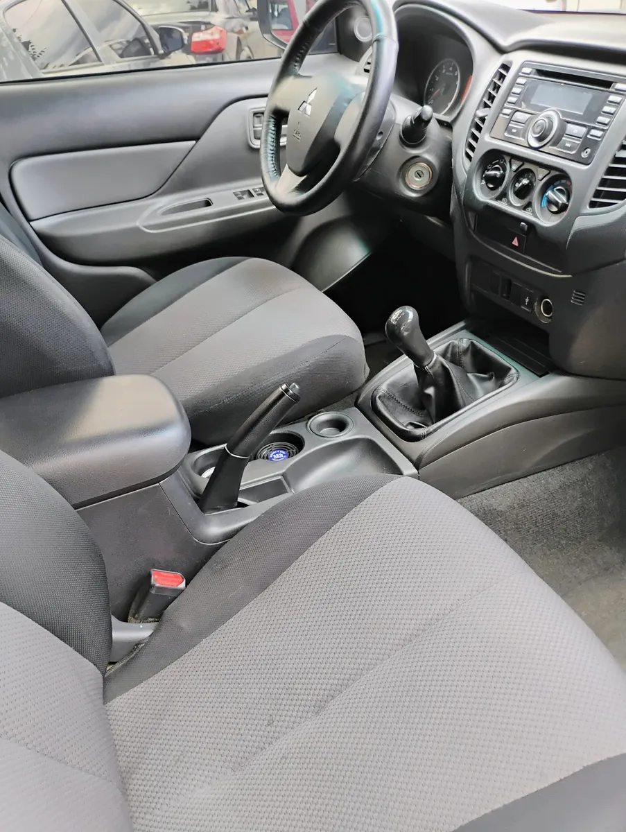 Mitsubishi L200 2016 Blanco Maracay