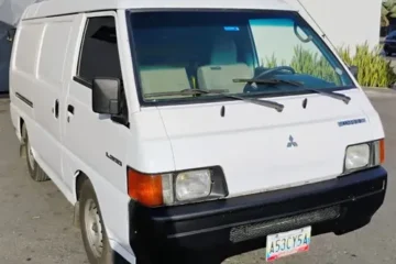 Mitsubishi L300