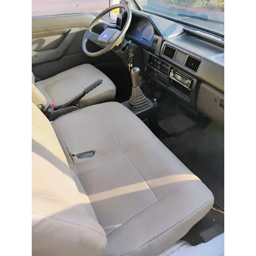 Mitsubishi L300 2015 Blanco Girardot