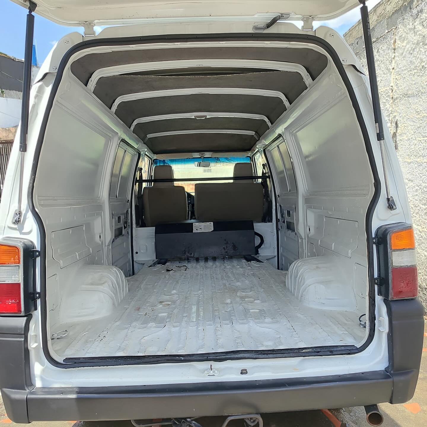 Mitsubishi L300 Panel 2015 Blanca