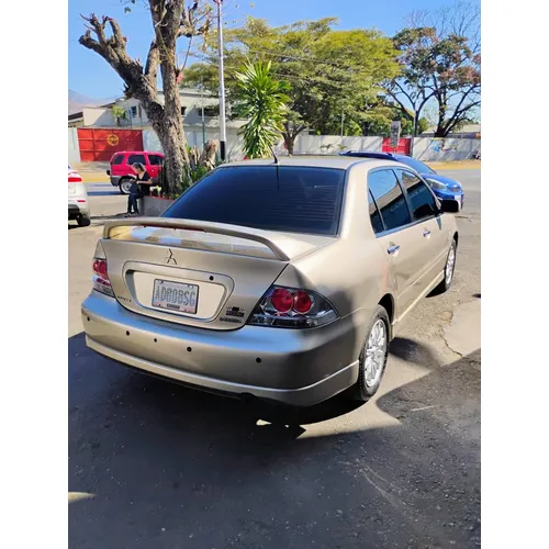 Mitsubishi Lancer 2012 Beige Maracay