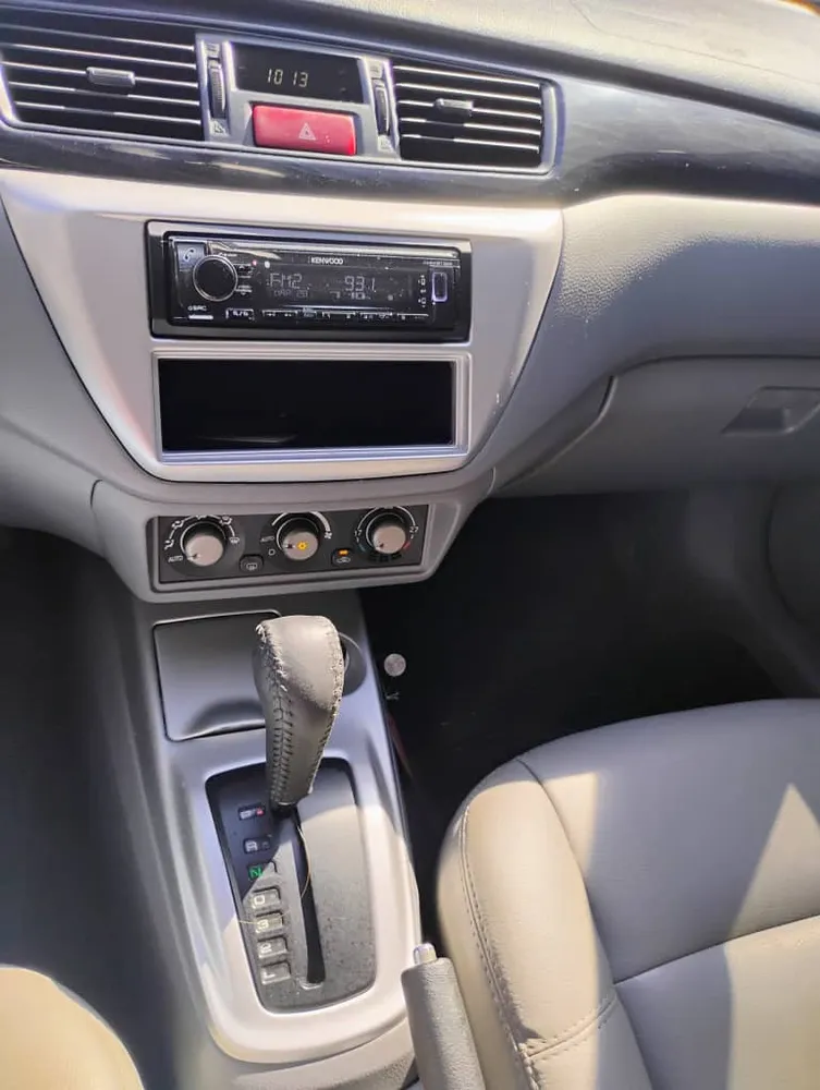 Mitsubishi Lancer 2012 Beige Maracay