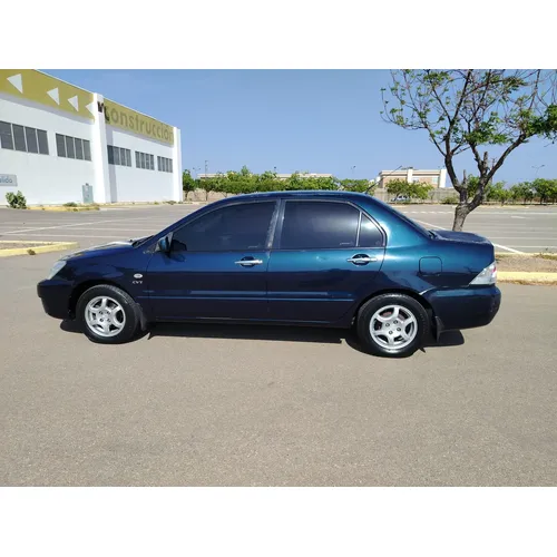 Mitsubishi Lancer GLX 2013 Azul Punto Fijo