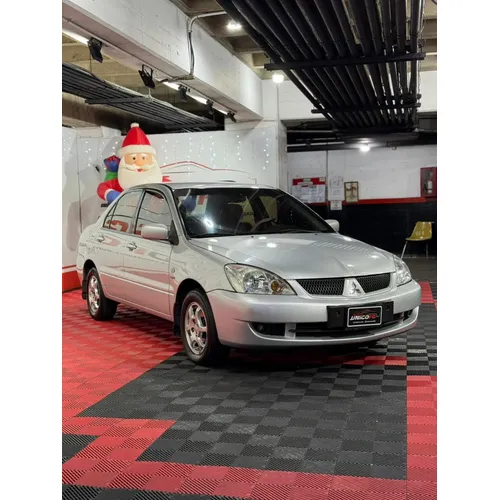 Mitsubishi Lancer GLX 2013 Plateado Caracas