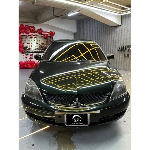Mitsubishi Lancer GLX 2013 Verde Caracas